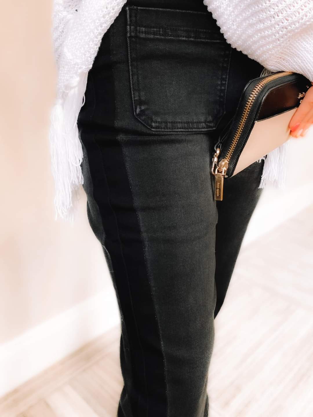 Dakota Demi-Bell Black Denim
