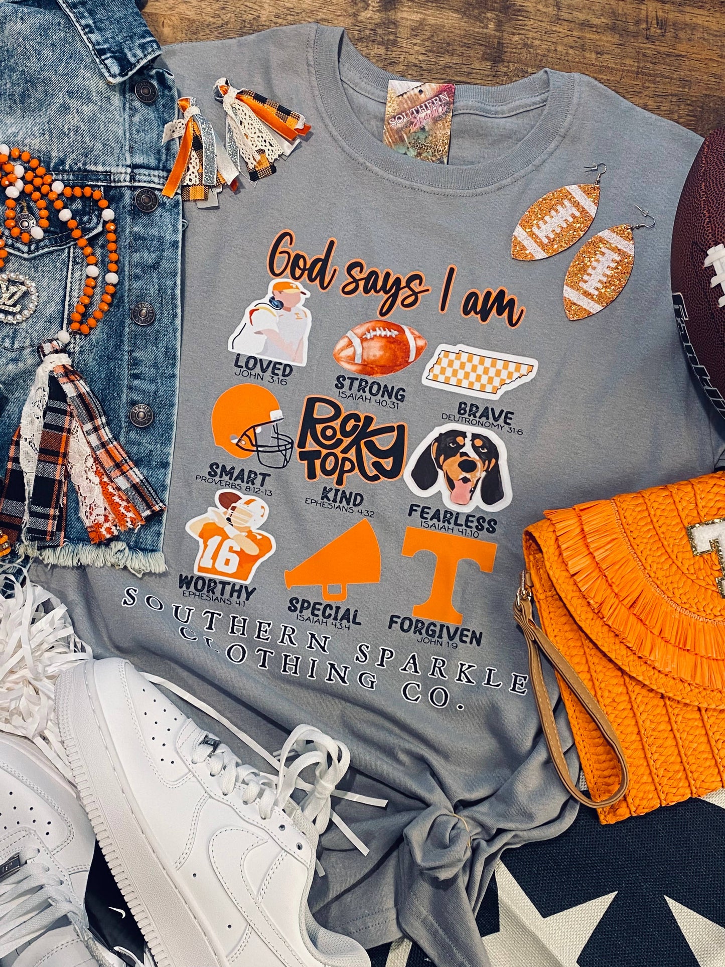 GOD SAYS I AM - TN - Youth Tee